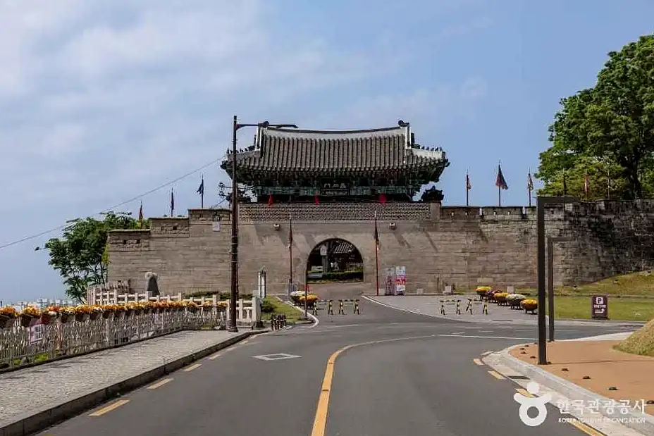 개천예술제 일정 10월 11일(일) 백일장과 트로트 가요제